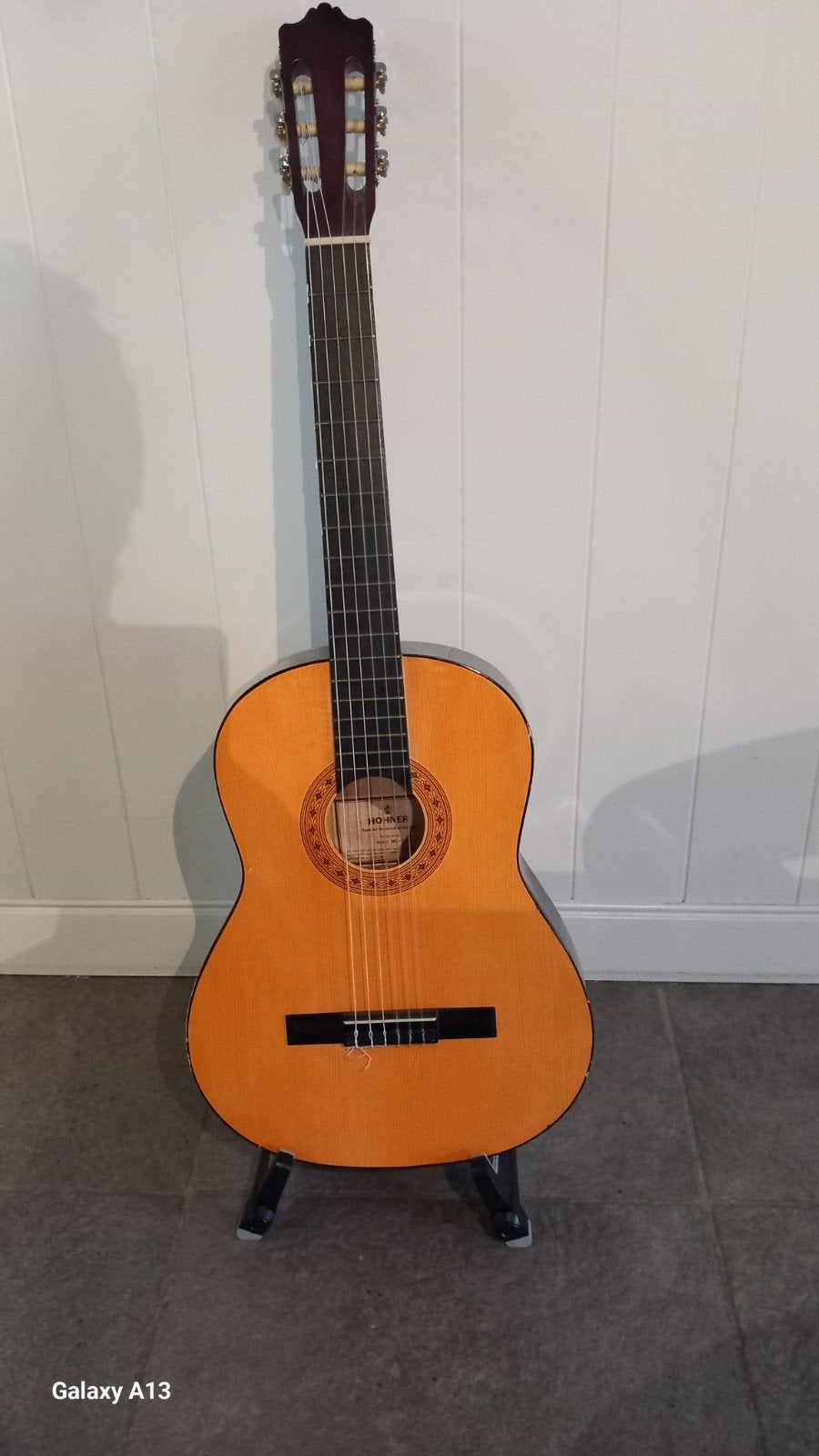 Hohner MC-05 Klassieke Gitaar met standaard en tuner, Muziek en Instrumenten, Ophalen, Gebruikt, Klassieke of Spaanse gitaar