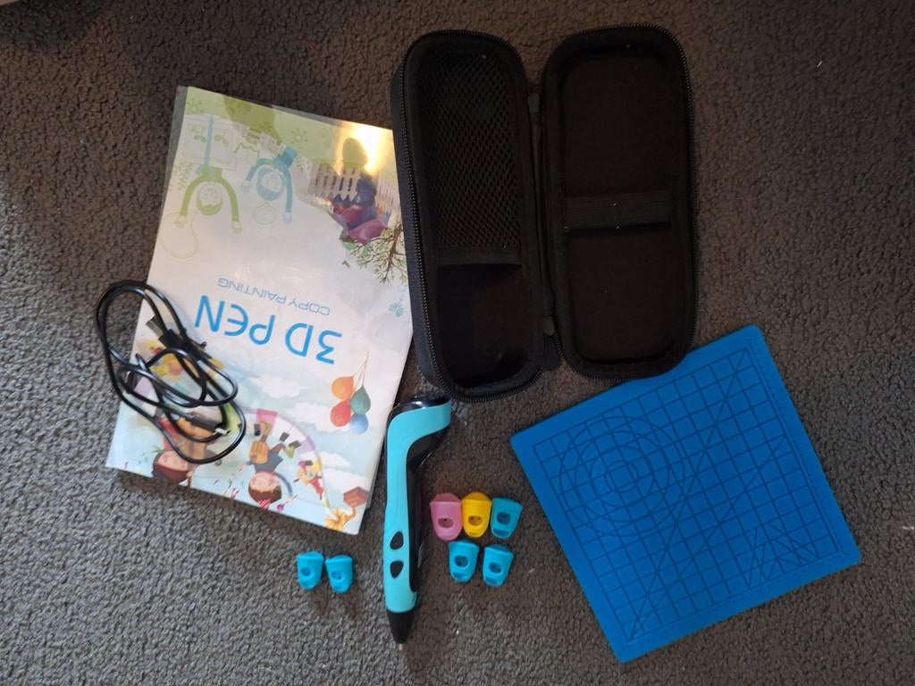 3d pen blauw met accesoires en resterend filament, Ophalen, Overige thema's, Zo goed als nieuw, Blauw
