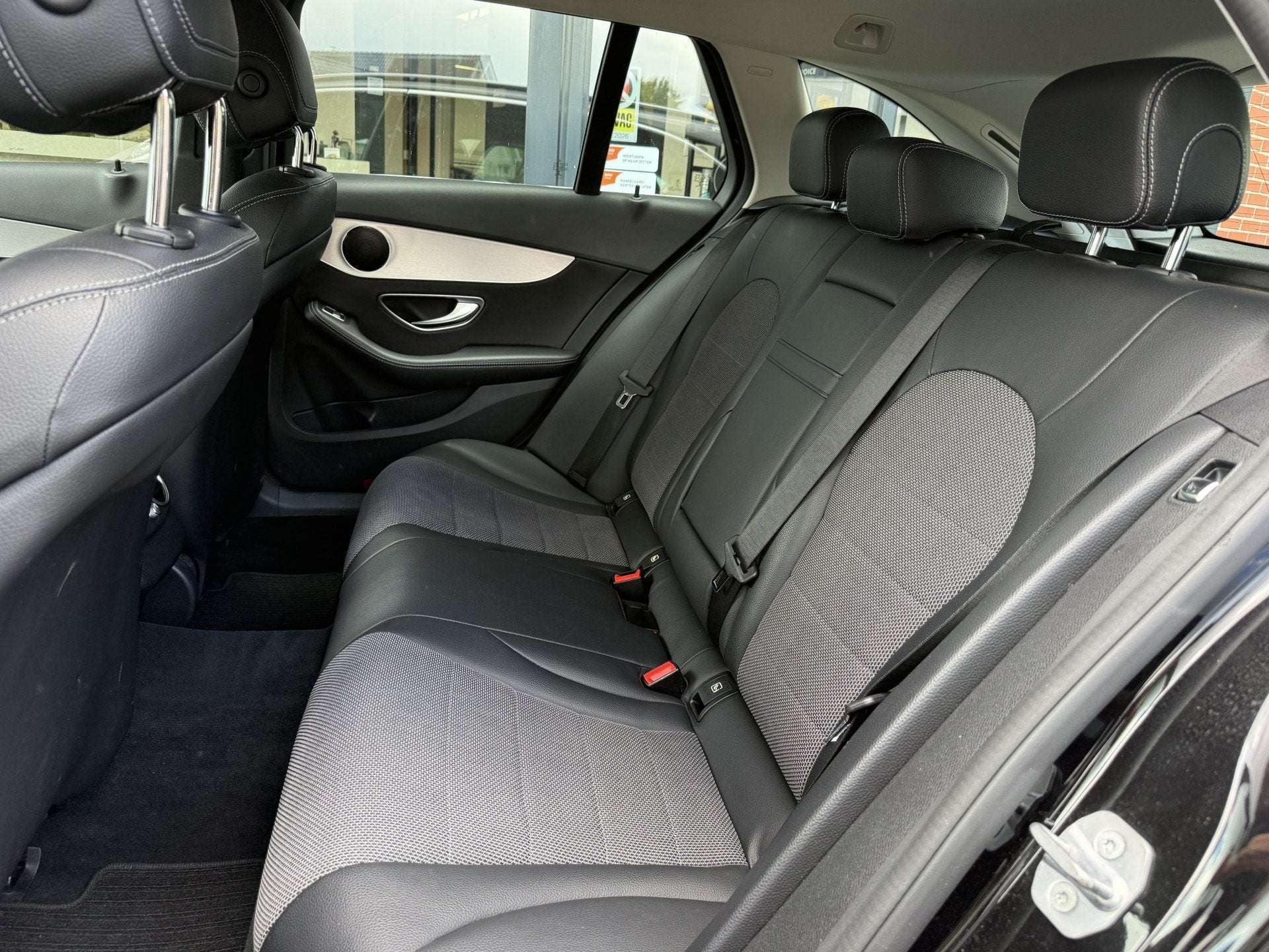 Mercedes-Benz C-Klasse Estate 200 Premium Pack ✅ Half Leer, 12 maanden, 4 cilinders, Leder en Stof, Zwart