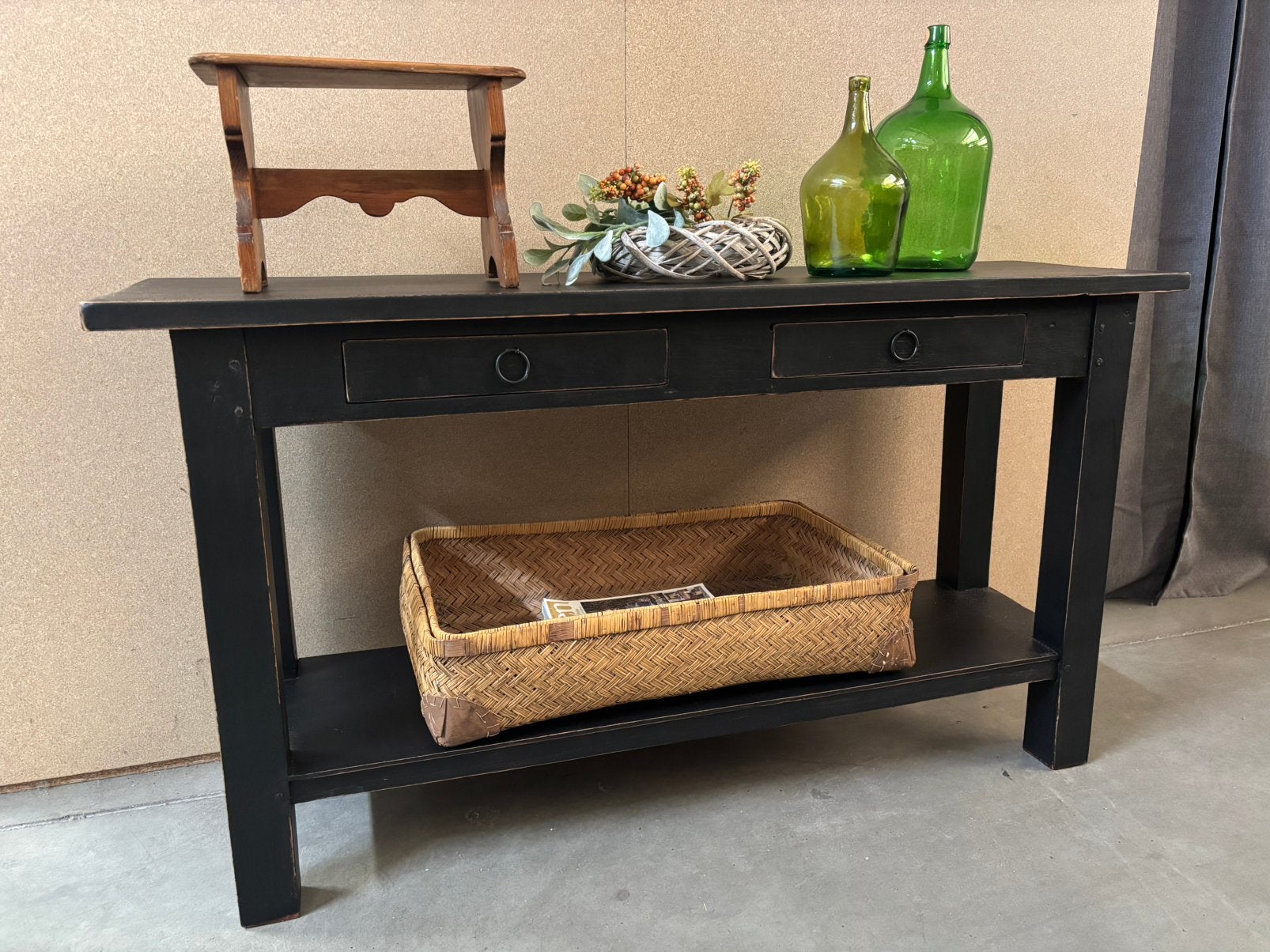 Sidetable, Huis en Inrichting, Tafels | Sidetables, Ophalen, 100 tot 150 cm, Studiolarilo@gmail.com, Zo goed als nieuw