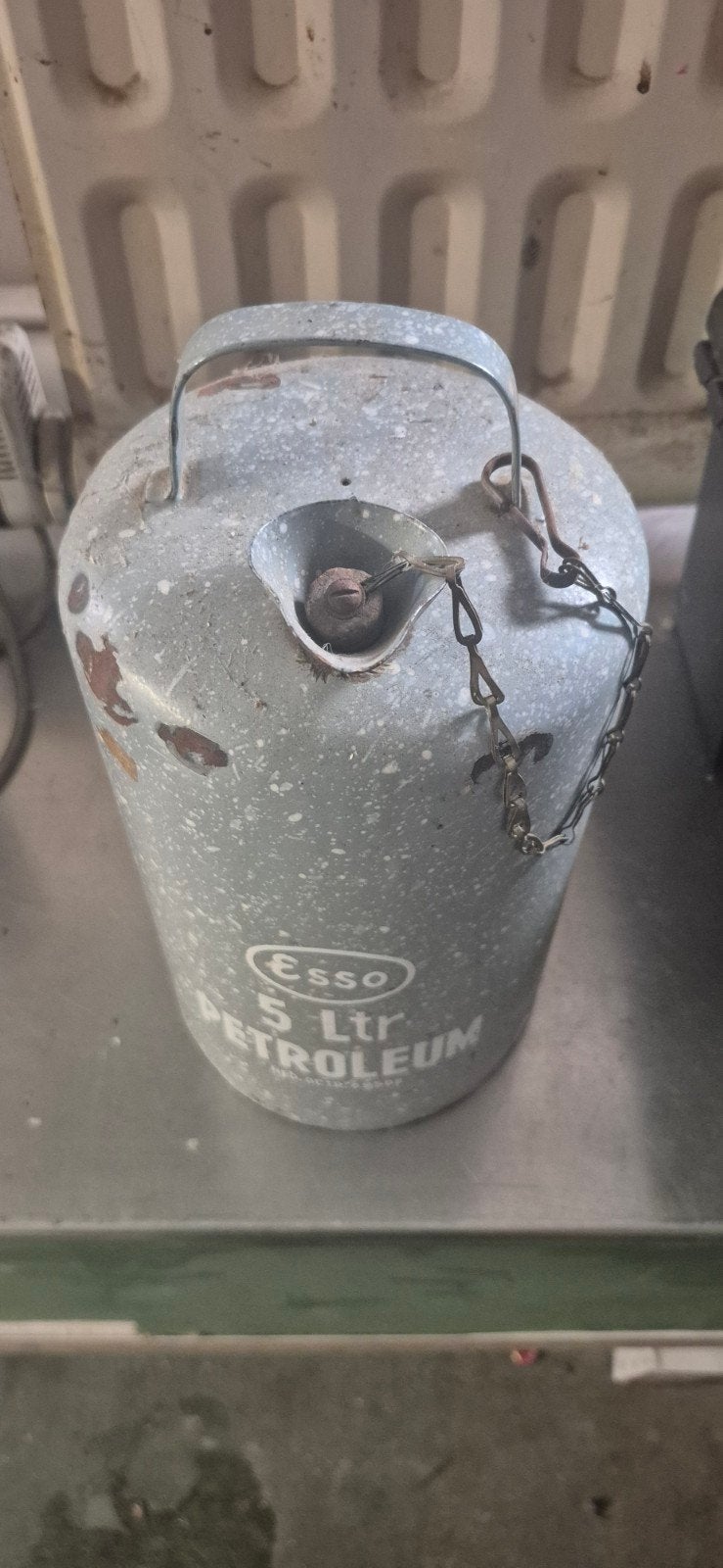 vintage oliekan jaren 50, Ophalen