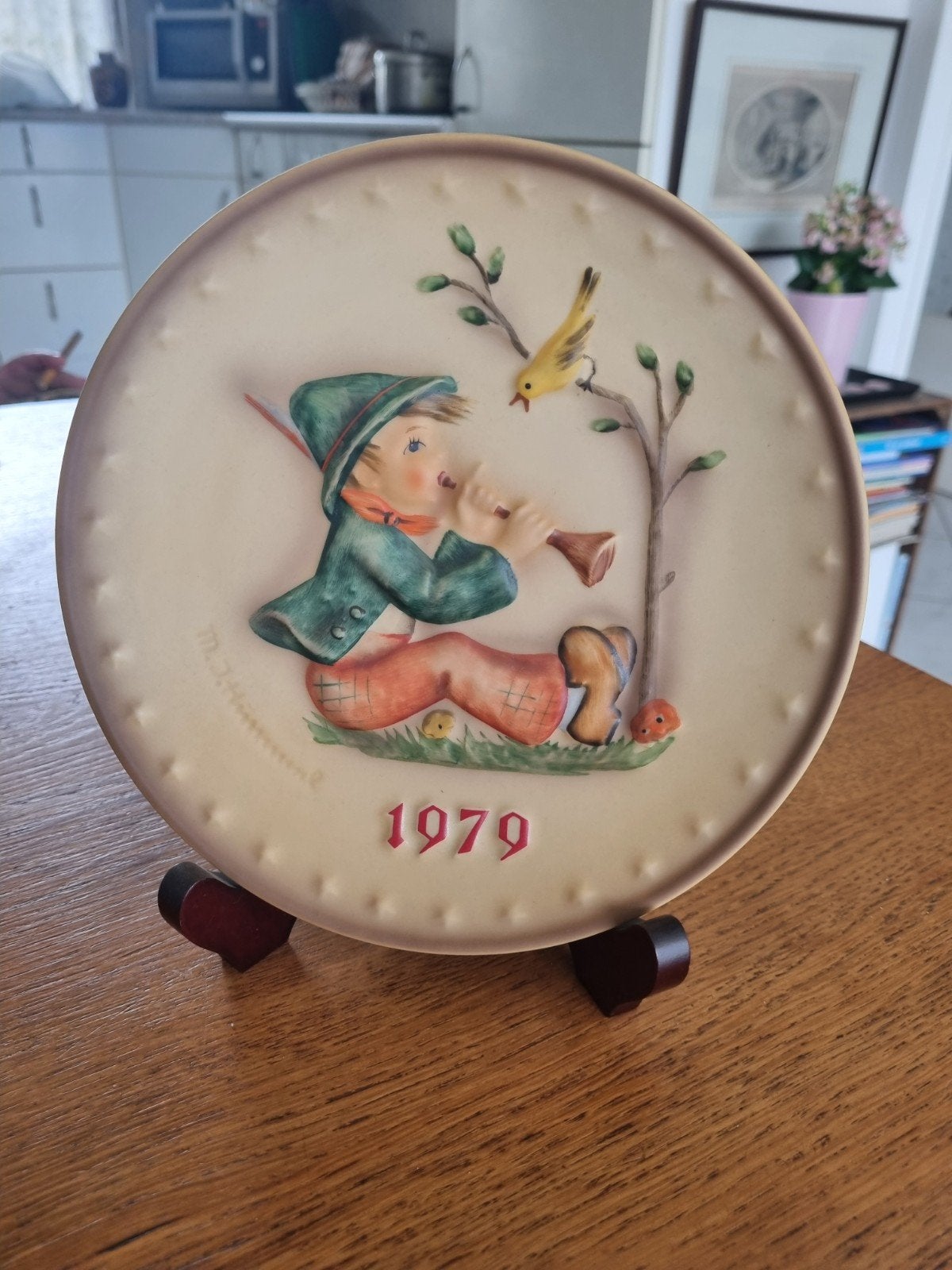 Hummel Jaarplaat 1979 - Jongen met fluit en vogel, Ophalen of Verzenden