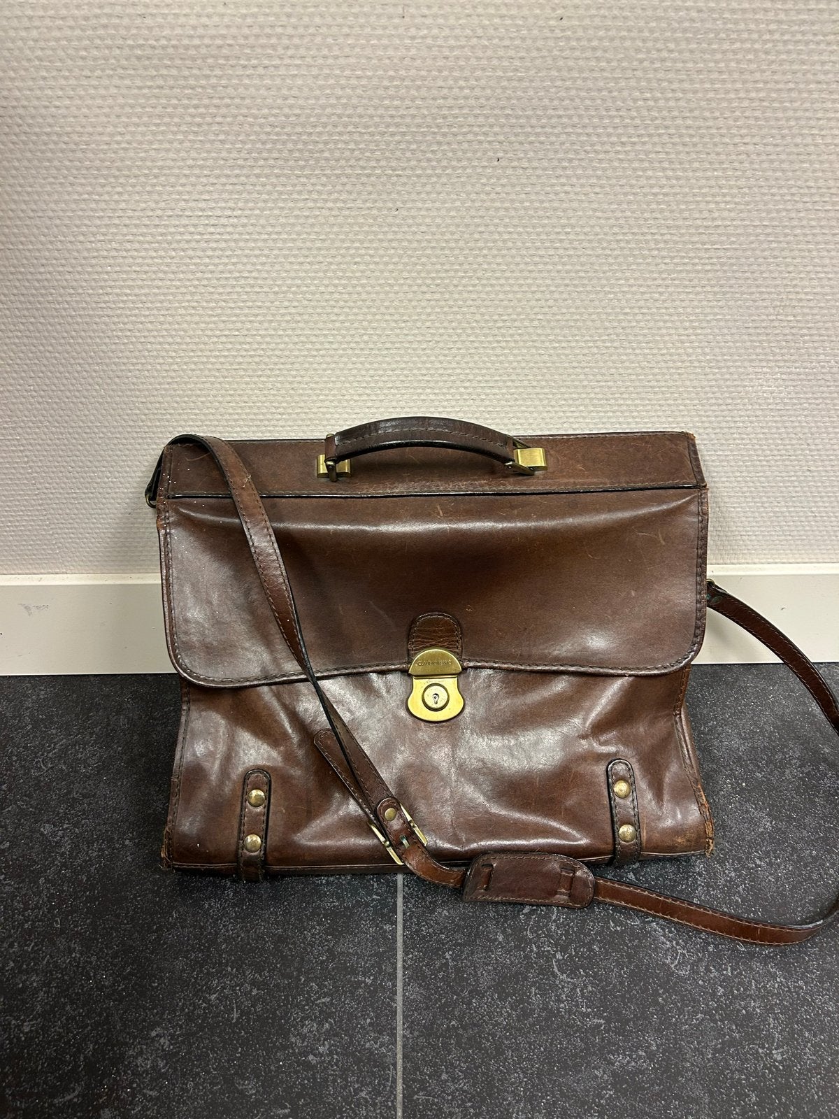 Grote Leren Laptoptas / Aktetas - Claudio Ferrici, Sieraden, Tassen en Uiterlijk, Tassen | Damestassen, Ophalen of Verzenden, Gebruikt