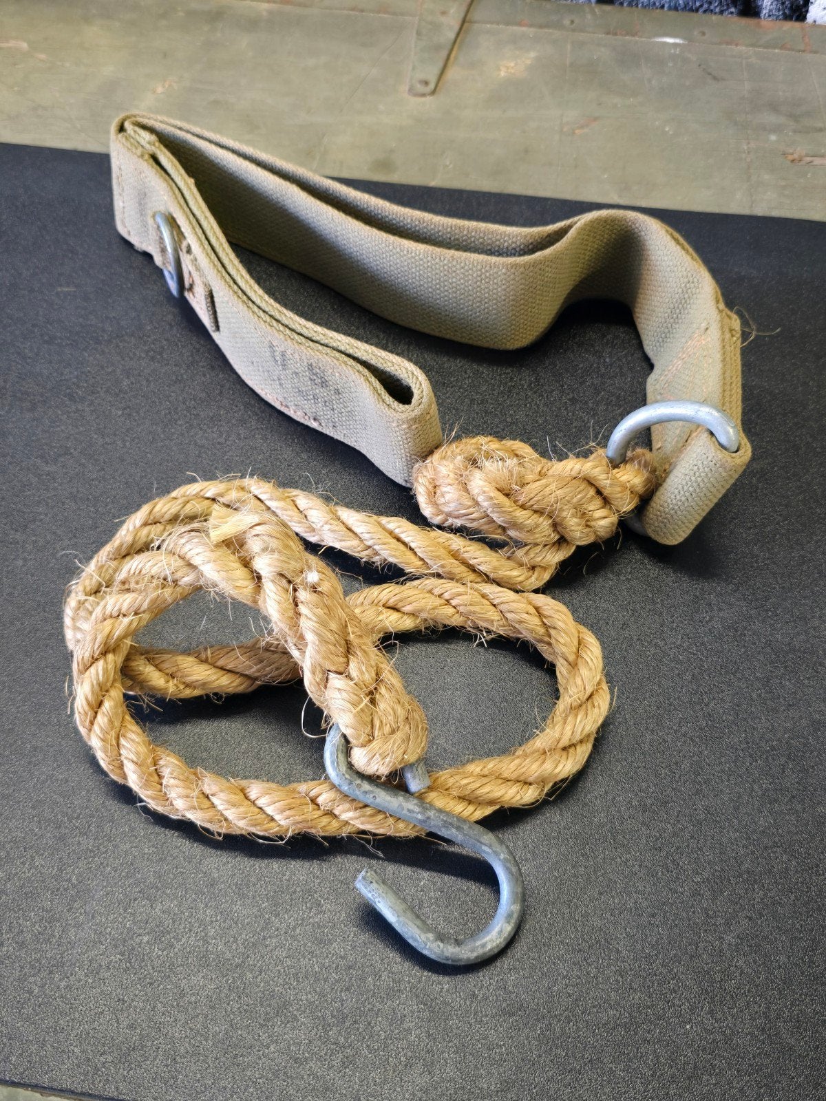 WWII US M1918 drag rope, Ophalen of Verzenden, Amerika, Embleem of Badge