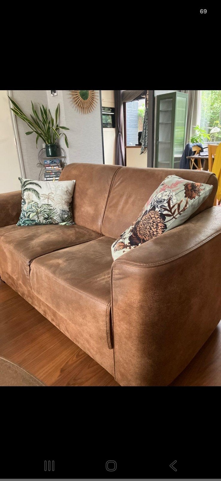 Comfortabele 2,5 zitsbank Bruine suède leer., Gebruikt, 150 tot 200 cm, Tweepersoons, Ophalen of Verzenden