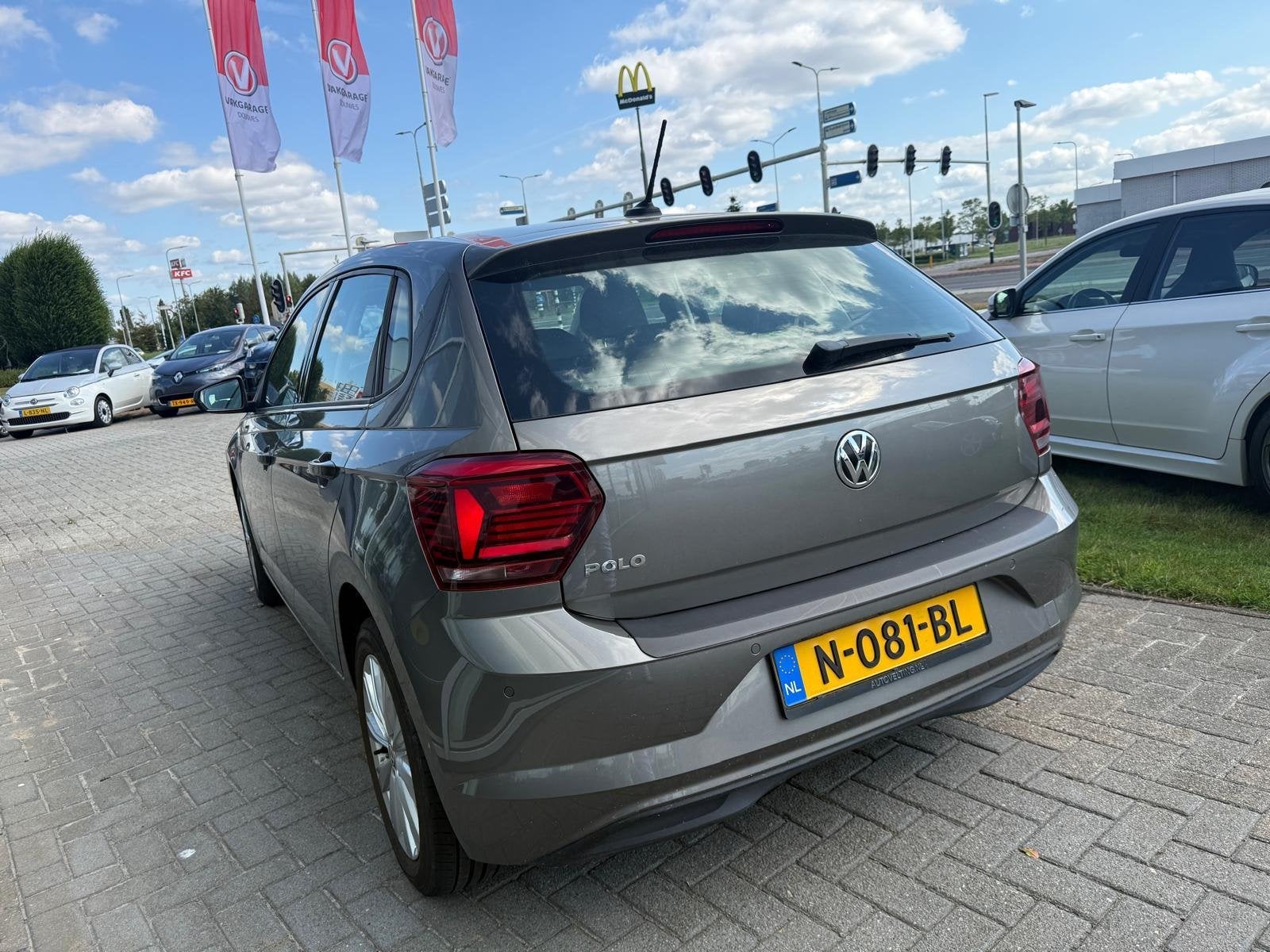 Volkswagen Polo 1.0 TSI Highline Business R |Stoelverwarming, Voorwielaandrijving, Stof, Gebruikt, 95 pk