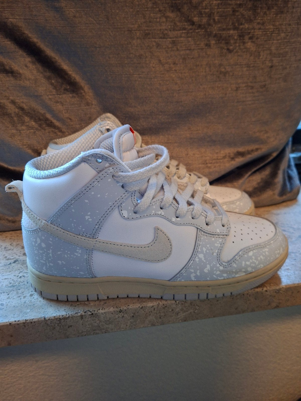 Nike Dunk High "Spray Paint" Maat 39, Wit, Nike, Ophalen of Verzenden, Sneakers of Gympen