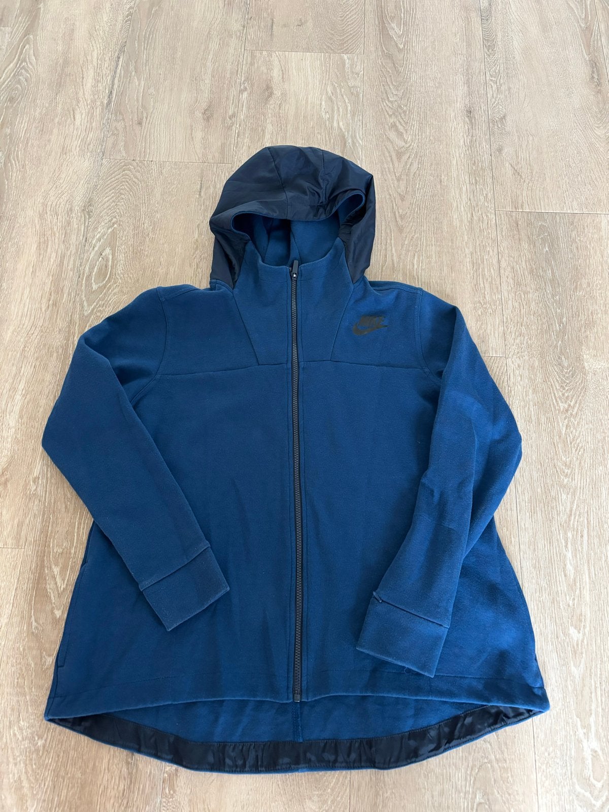 Nike Tech Fleece Hoodie Maat L - Donkerblauw, Kleding | Heren, Ophalen of Verzenden, Gedragen, Blauw