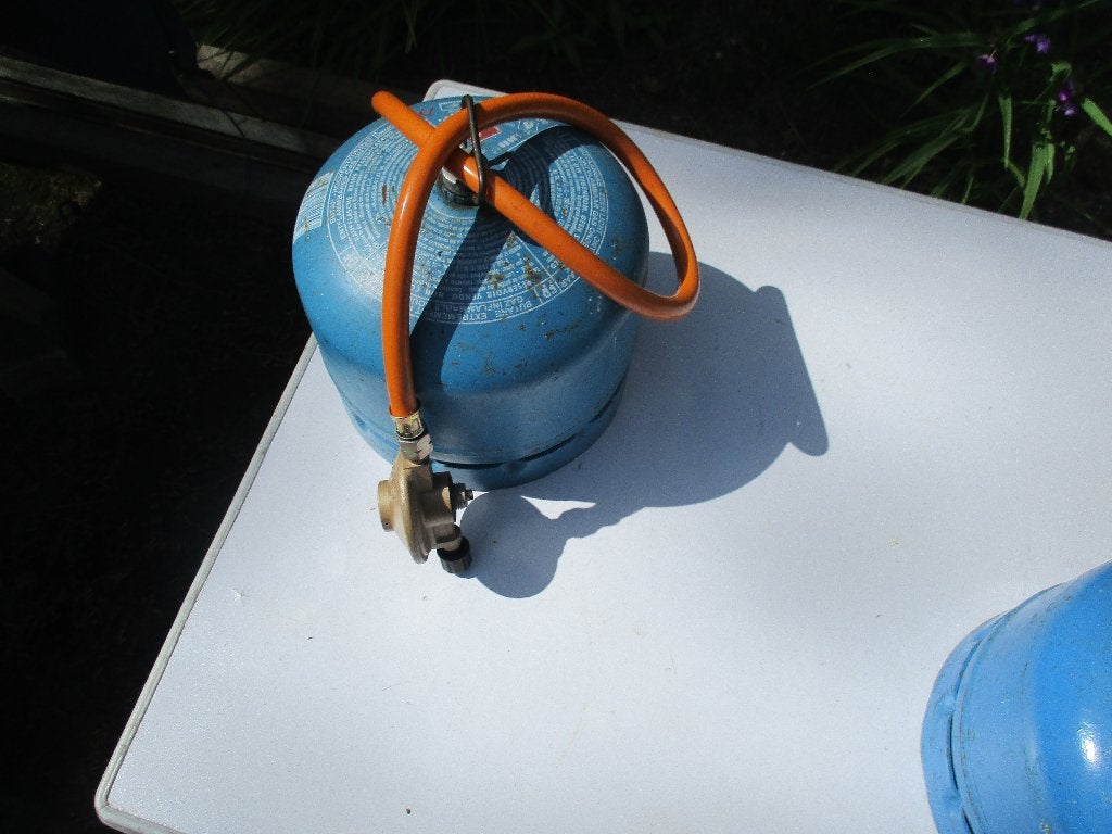 Camping gasfles 904 vol.., Ophalen, Zo goed als nieuw