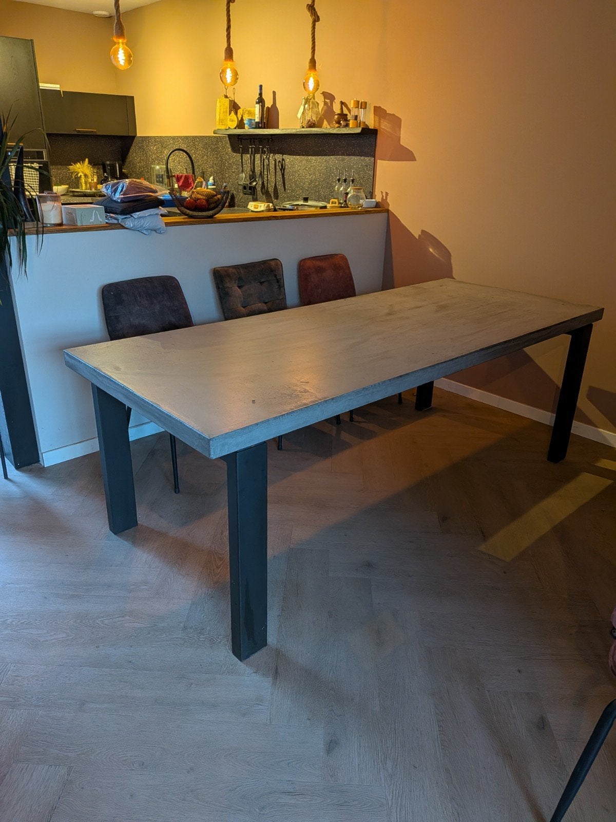 Degelijke eettafel, Huis en Inrichting, Tafels | Eettafels, Ophalen, Gebruikt, Rechthoekig, 50 tot 100 cm