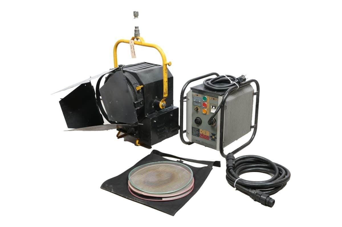 Desisti 2.5kw hmi fresnel, lees beschrijving, Ophalen of Verzenden