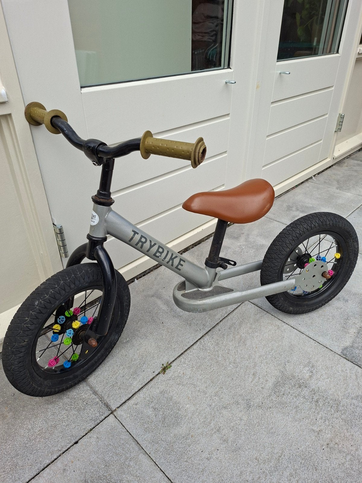 Trybike loopfiets grijs met mandje en extra wiel, Ophalen, Gebruikt, Trybike