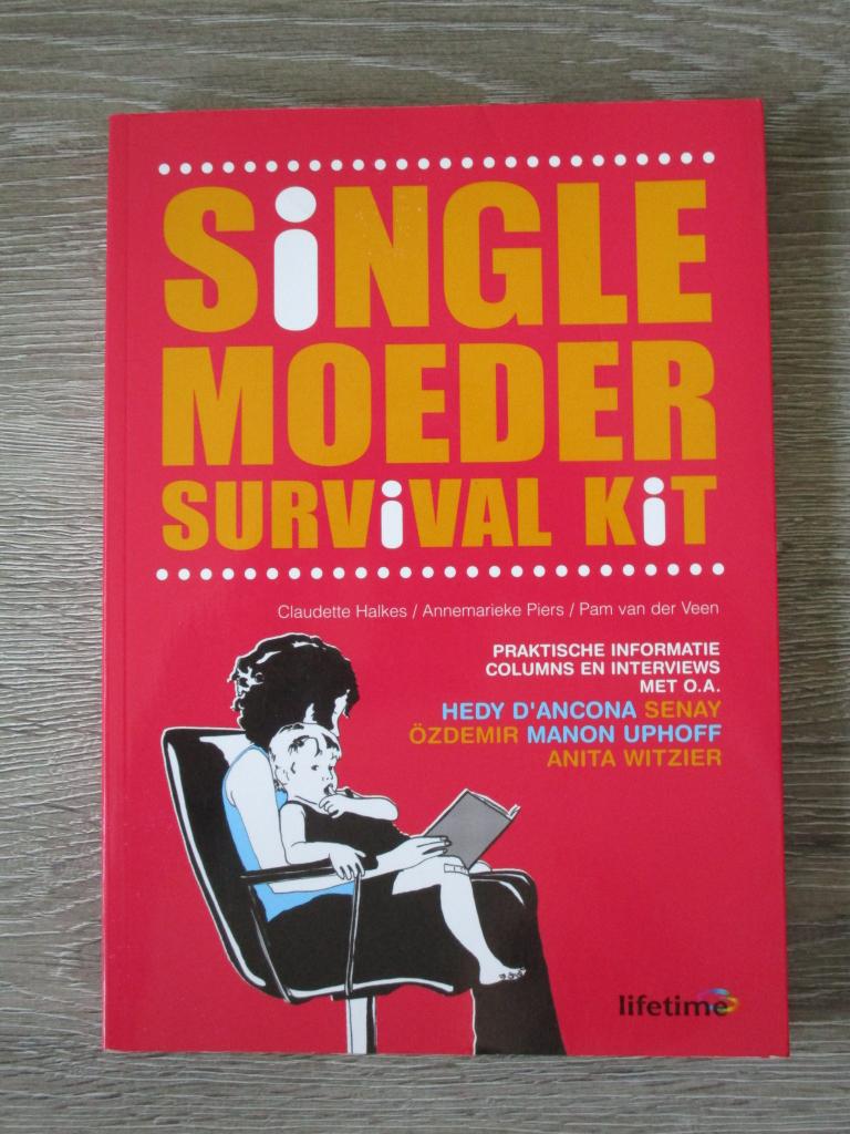 Single moeder survival kit - Claudette Halkes e.a., Ophalen of Verzenden, Gelezen, Zwangerschap en Bevalling