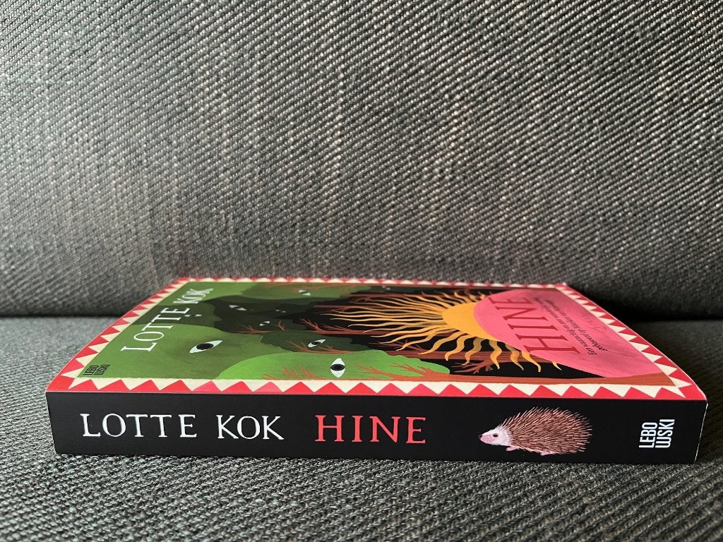 Lotte Kok - Hine. (2022), Ophalen of Verzenden, Zo goed als nieuw, Lotte Kok