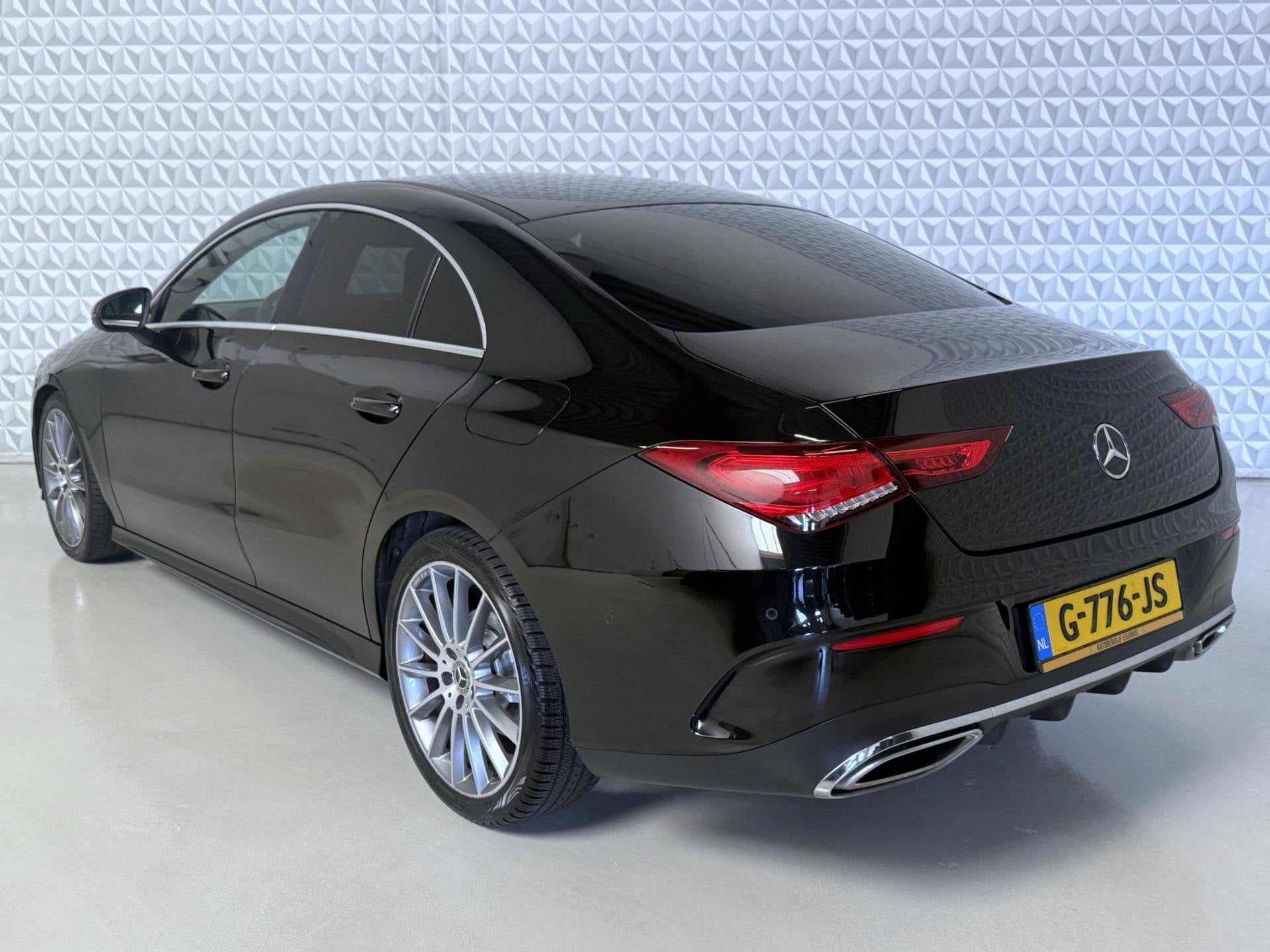 Mercedes-Benz CLA-klasse 180 d Launch Edition *EX BPM* (2019, Gebruikt, 4 cilinders, 116 pk, Zwart