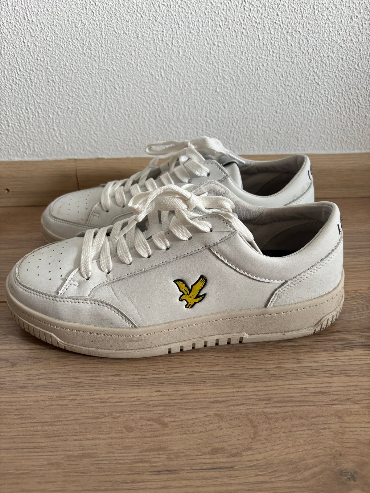 Lyle & Scott sneakers wit - Maat 41, Kleding | Heren, Ophalen of Verzenden, Zo goed als nieuw, Wit, Sneakers of Gympen
