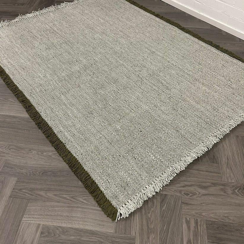 Montel Belisario Green Vloerkleed, Ophalen, 150 tot 200 cm, Zo goed als nieuw, 150 tot 200 cm