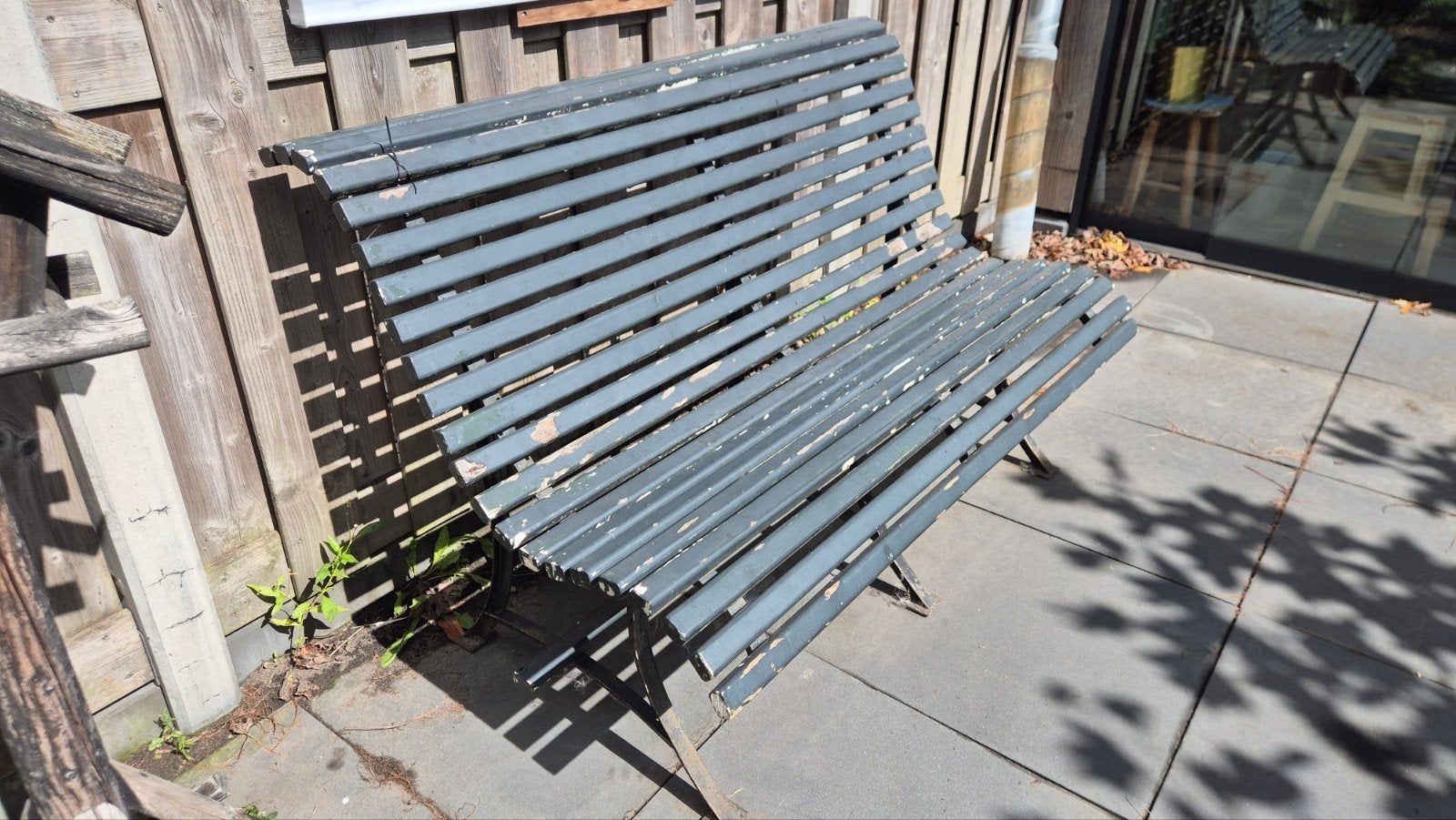 Tuinbank / lattenbank 140cm donkergroen gietijzer hardhout, Tuin en Terras, Ophalen, Gebruikt, Hout