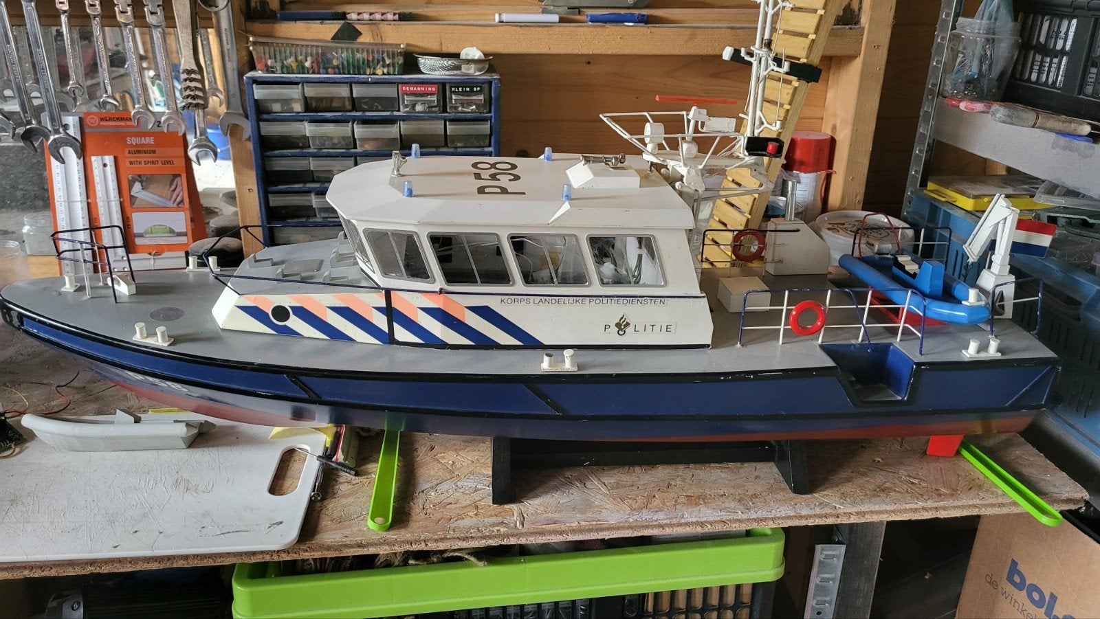 colorikits politie patrouille boot gevraagd, Ophalen of Verzenden, Gebruikt, Groter dan 1:32
