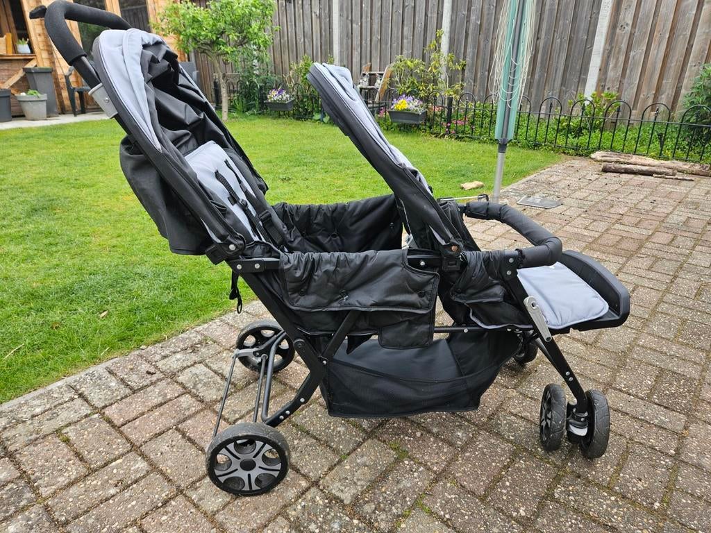 Tweelingbuggy van bebecomfort. Grijs, Kinderen en Baby's, Buggy's, Ophalen, Gebruikt, Duomodel