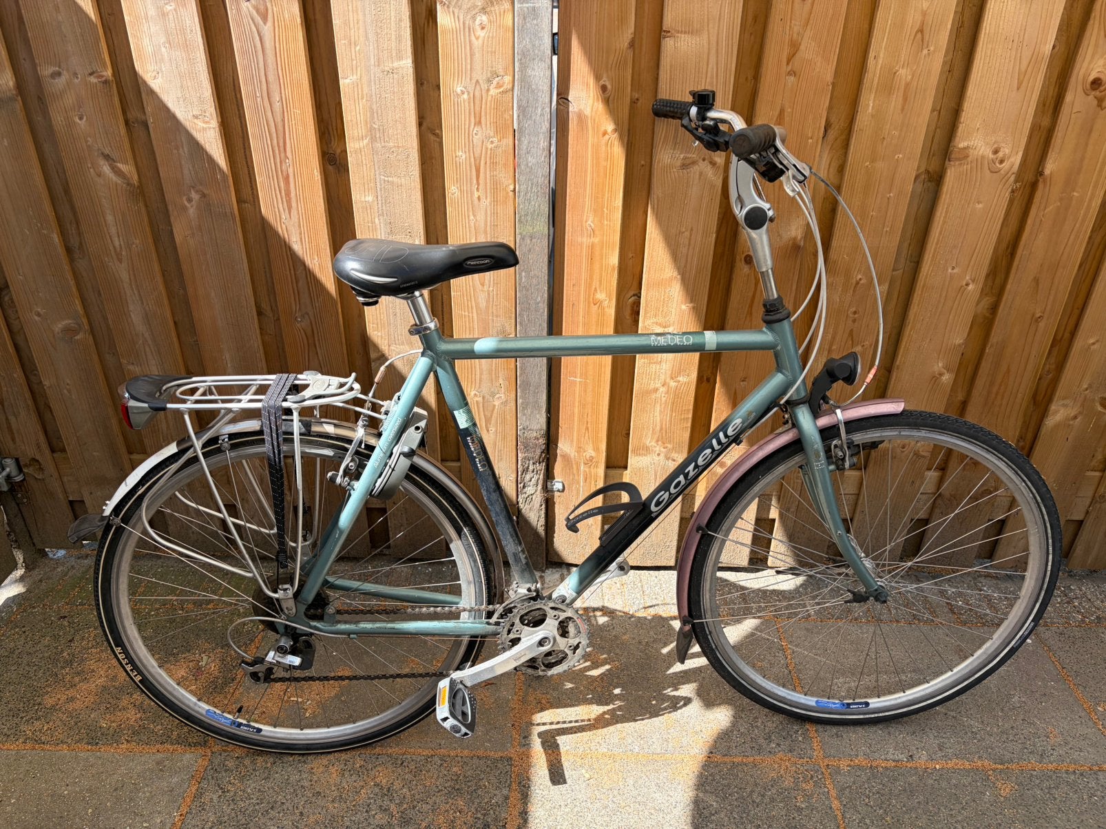 Gazelle medeo framemaat 61 cm 24 versnellingen OPKNAPPER, Ophalen, 28 inch, Gebruikt, Vering