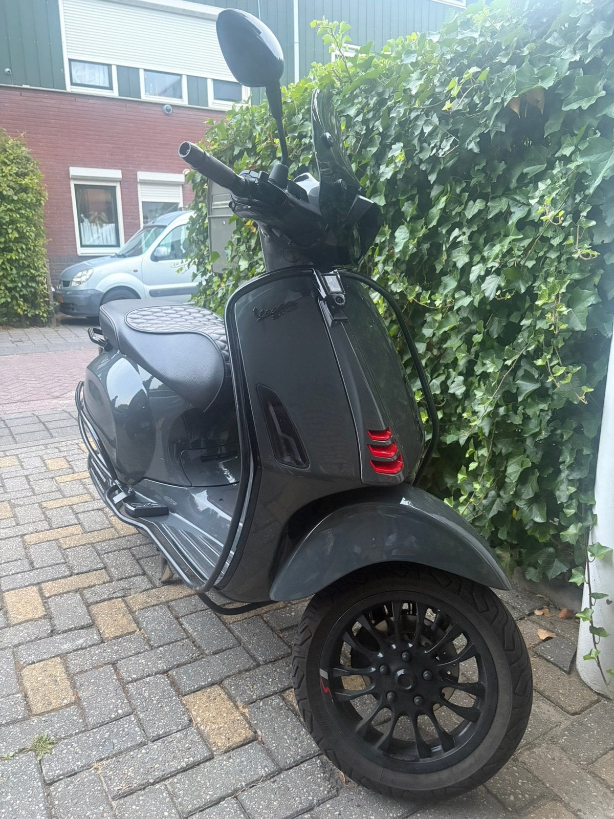 Vespa Sprint E5 2021 | Nano grey | Full option, Fietsen en Brommers, Scooters | Vespa, Ophalen, Overige modellen, Maximaal 45 km/u