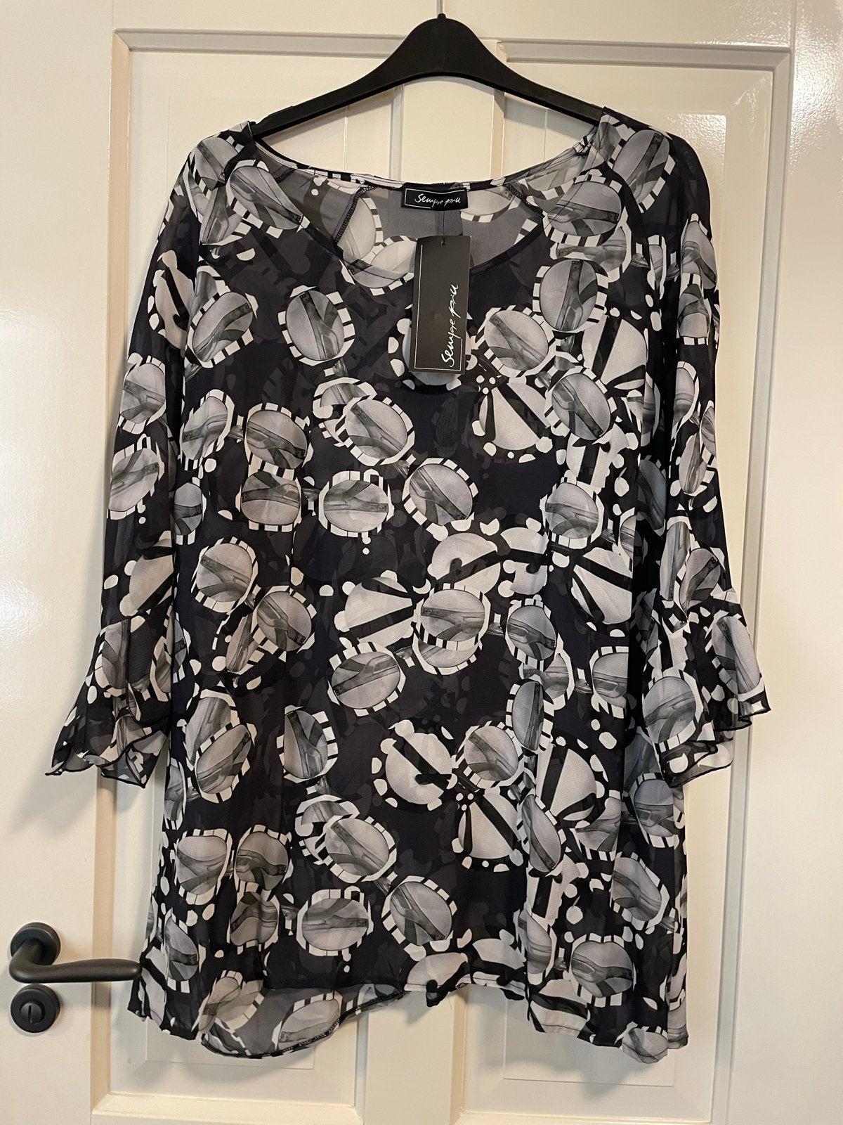 Sempre Piu Blouse Zwart/Wit/Grijs Maat 50, Ophalen of Verzenden, Nieuw, Zwart, Shirt of Top