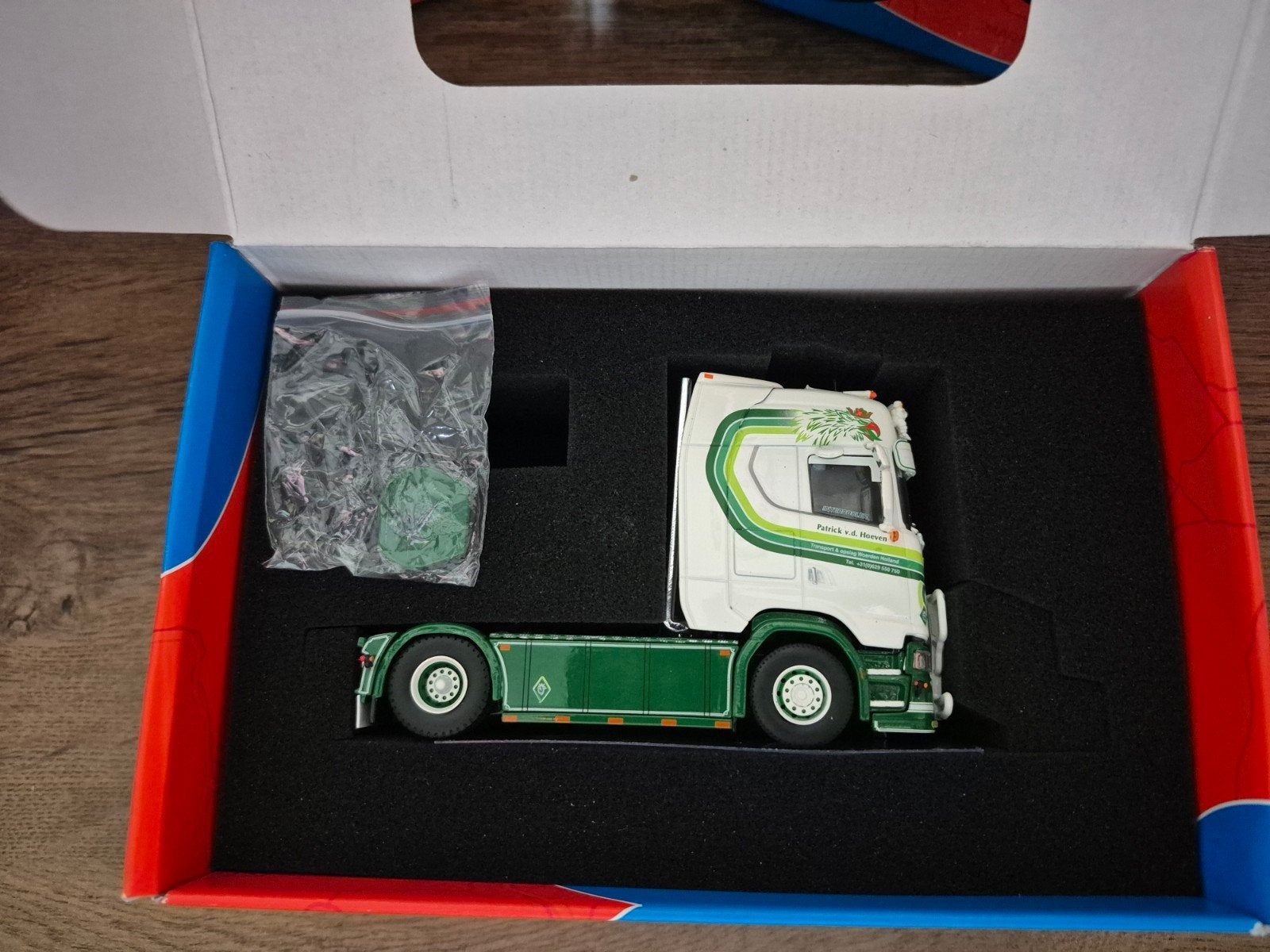 Tekno Scania S-serie Patrick v.d. Hoeven modeltruck, Ophalen of Verzenden, Nieuw, Bus of Vrachtwagen, Tekno