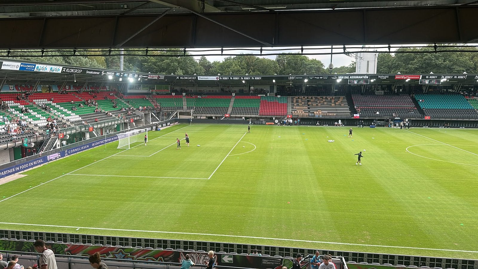 NEC-Sevilla vak M, Tickets en Kaartjes, Eén persoon