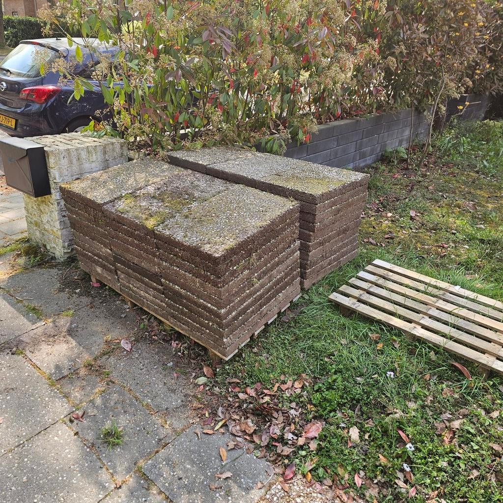 Grindtegels, gratis af te halen, Tuin en Terras, Tegels en Klinkers, Ophalen, Gebruikt, Beton, Terrastegels