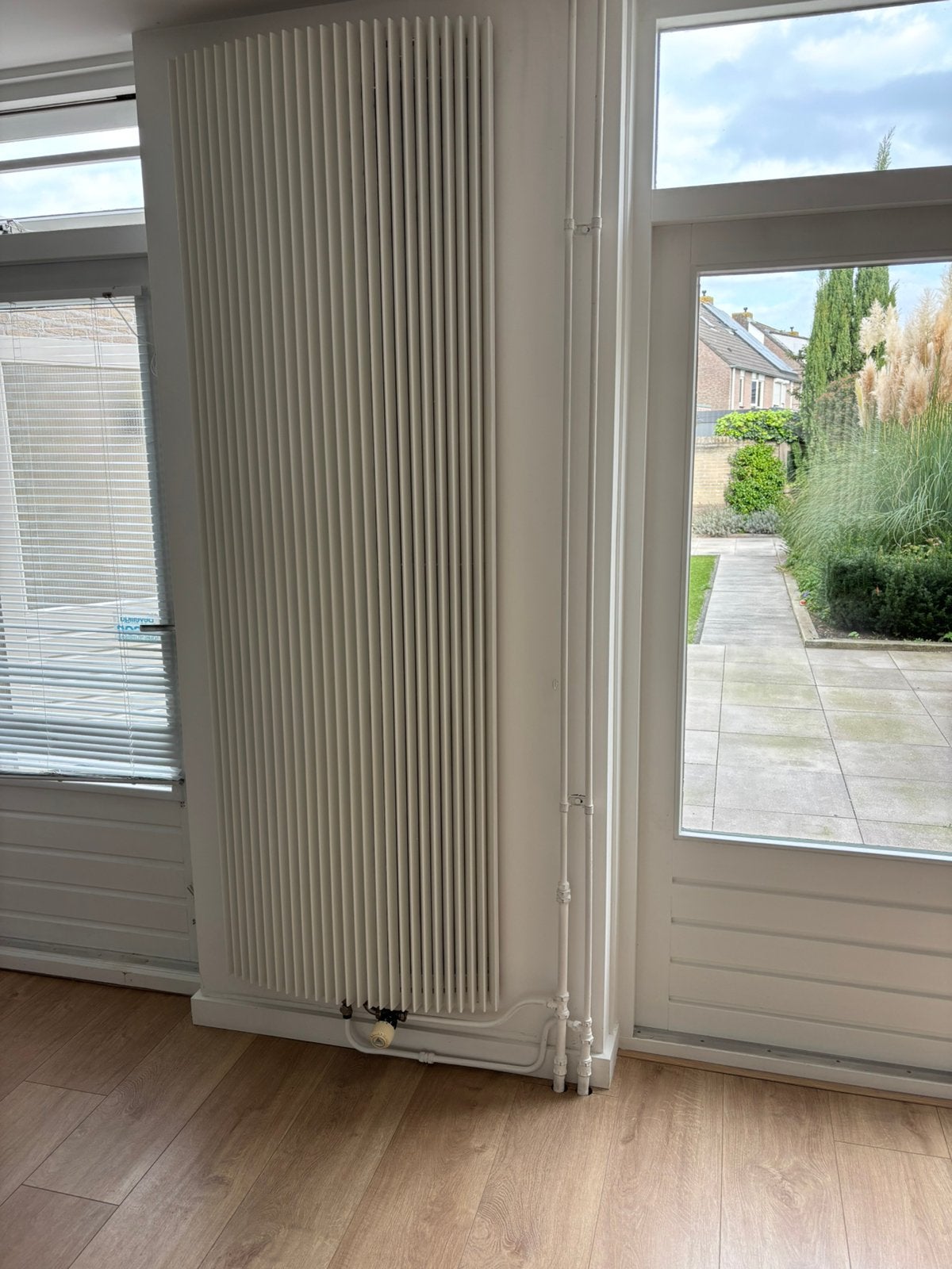 Mooie radiator te koop! 220x75, Ophalen, 30 tot 80 cm, Radiator, 150 cm of meer