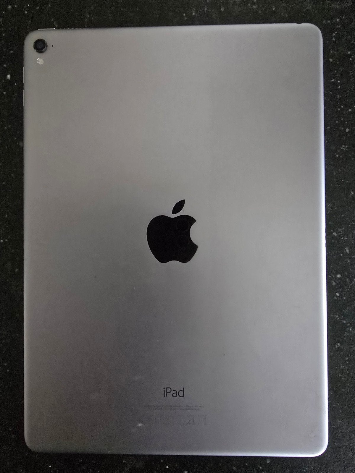 iPad Pro (9,7 inch) 128 GB met toetsenbord en hoes, 10 inch, Gebruikt, Ophalen of Verzenden, Apple iPad Pro