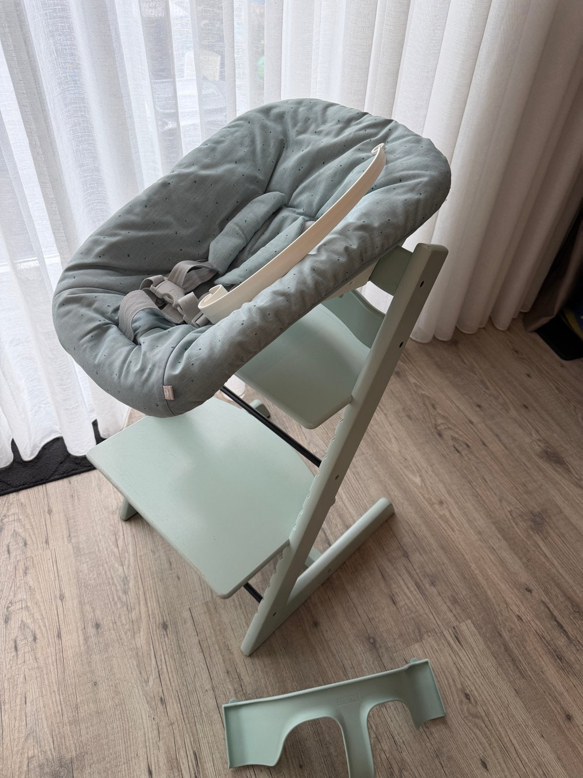 Stokke Tripp Trapp kinderstoel met newborn en baby set, Ophalen, Zo goed als nieuw, Meegroeistoel, Aanschuifbaar