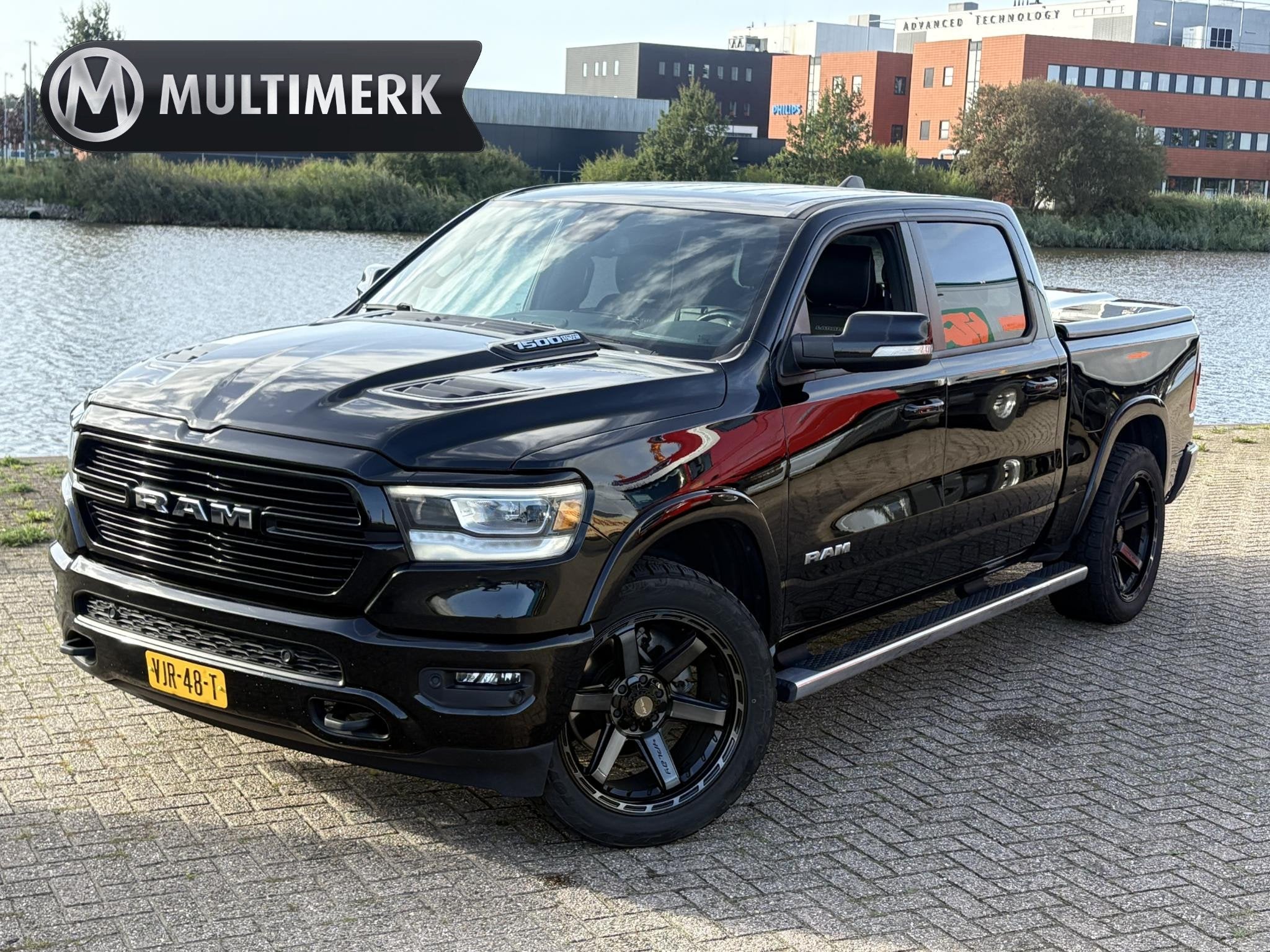 Dodge Ram 1500 5.7 V8 4x4 Crew Cab Laramie | Prinz | GROOT S, Automaat, Gebruikt, 5654 cc, Zwart