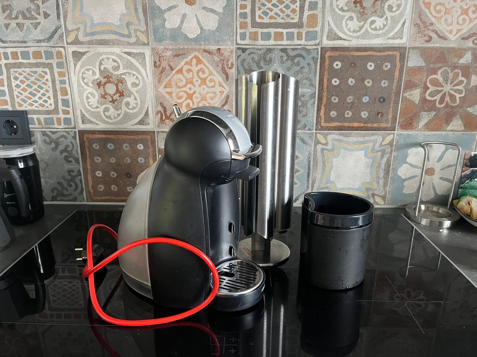 Nescafé Dolce Gusto Krups koffiezetapparaat met capsulehoude, Ophalen, Gebruikt, Koffiemachine, 1 kopje