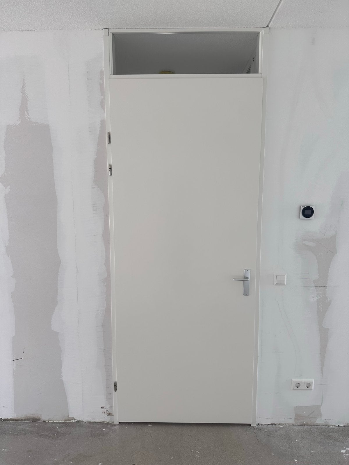 Svedex Match stalen montagekozijn met opdekdeur, Ophalen, 80 tot 100 cm, 215 cm of meer, Binnendeur