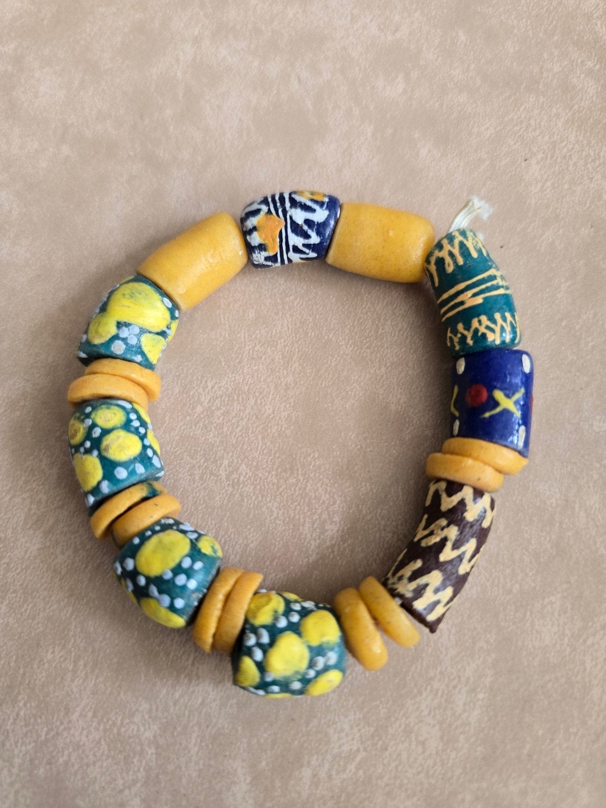 Handgemaakte Krobo-kralen Armband - Afrika, Overige materialen, Overige kleuren, Nieuw, Ophalen of Verzenden