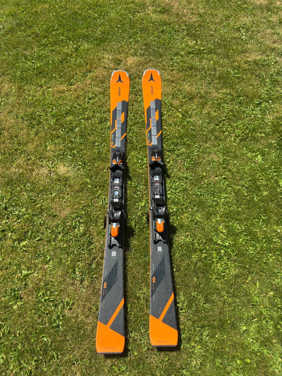 Nieuwstaat Atomic Redster Q9.8 166cm ski's, 160 tot 180 cm, Nieuw, Ophalen of Verzenden, Carve