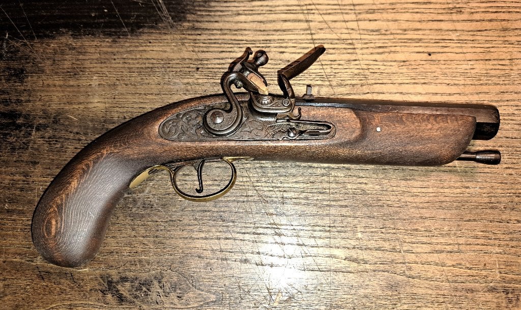 2 oude pistolen, Ophalen of Verzenden