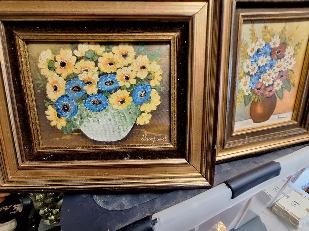 Twee kleine schilderijtjes met bloemen, Ophalen of Verzenden