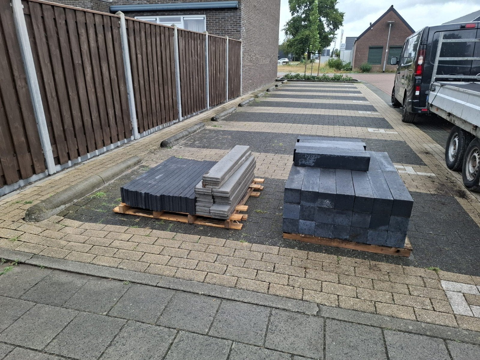 blokken en banden nieuw, Tuin en Terras, Tegels en Klinkers, Ophalen, Overige typen, Nieuw, Minder dan 5 m²