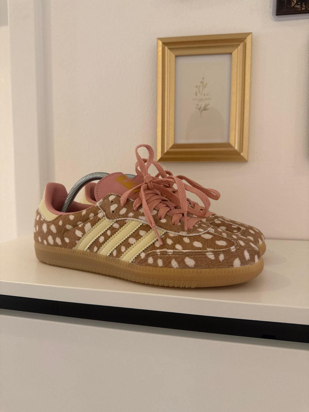 Adidas Spezial Bambi Print & Roze - Maat 40,5 - Nieuw, Kleding | Dames, Ophalen of Verzenden, Nieuw, Roze, Sneakers of Gympen