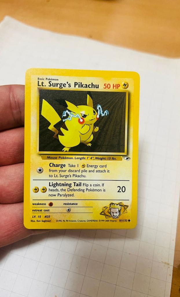 Lt Surge's Pikachu 81/132 Gym Heroes Pokemon, Verzenden, Zo goed als nieuw, Losse kaart, Foil