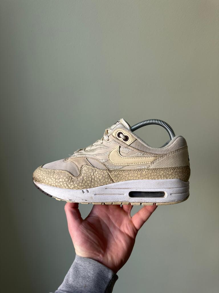 Nike Air Max 1 Coconut Milk / 40, Overige kleuren, Ophalen of Verzenden, Sneakers of Gympen, Gedragen