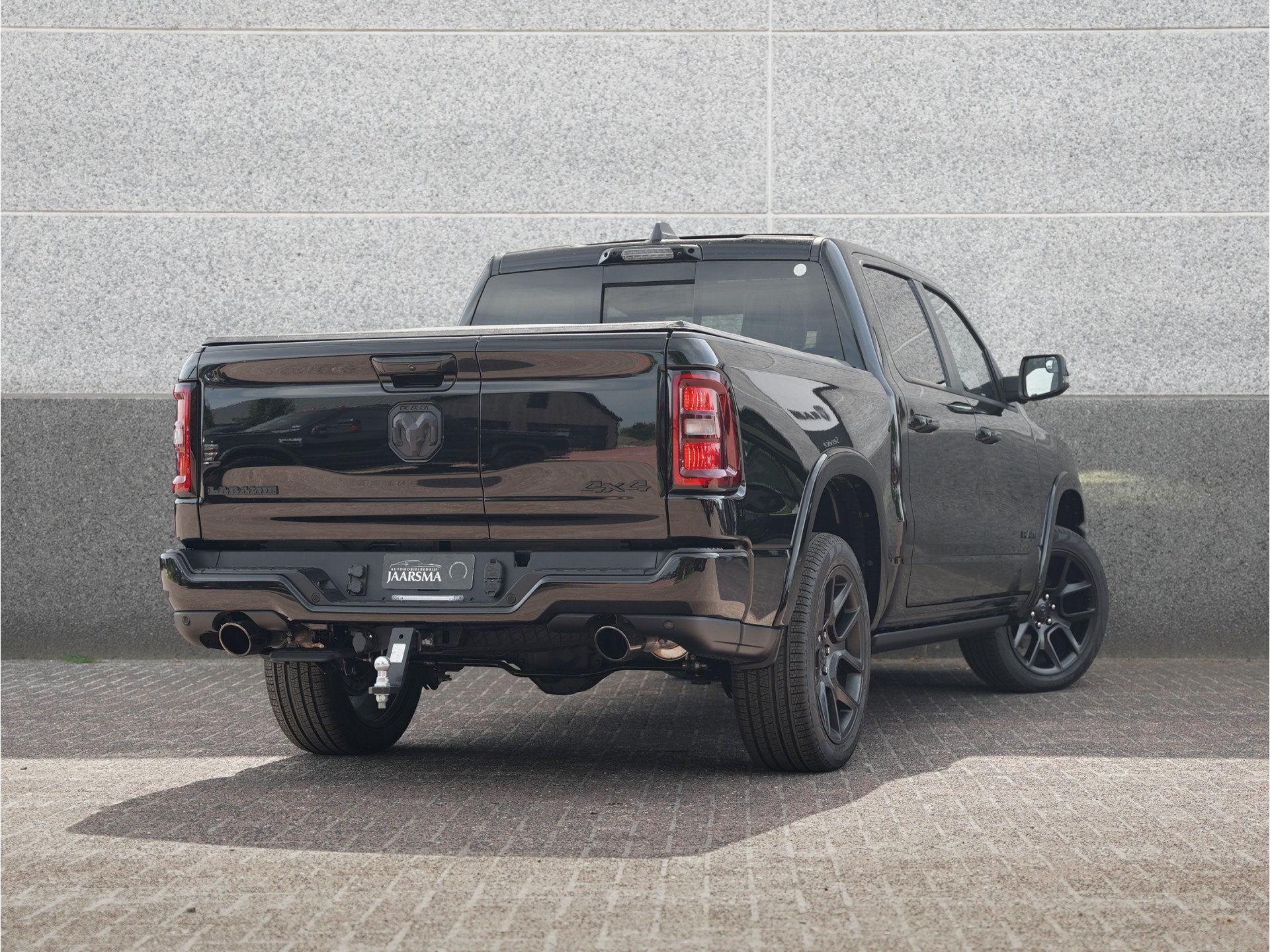 Dodge Ram 1500 Laramie Night SST Hurricane 426pk |BPM vrij!, Automaat, 2993 cc, Zwart, Leder
