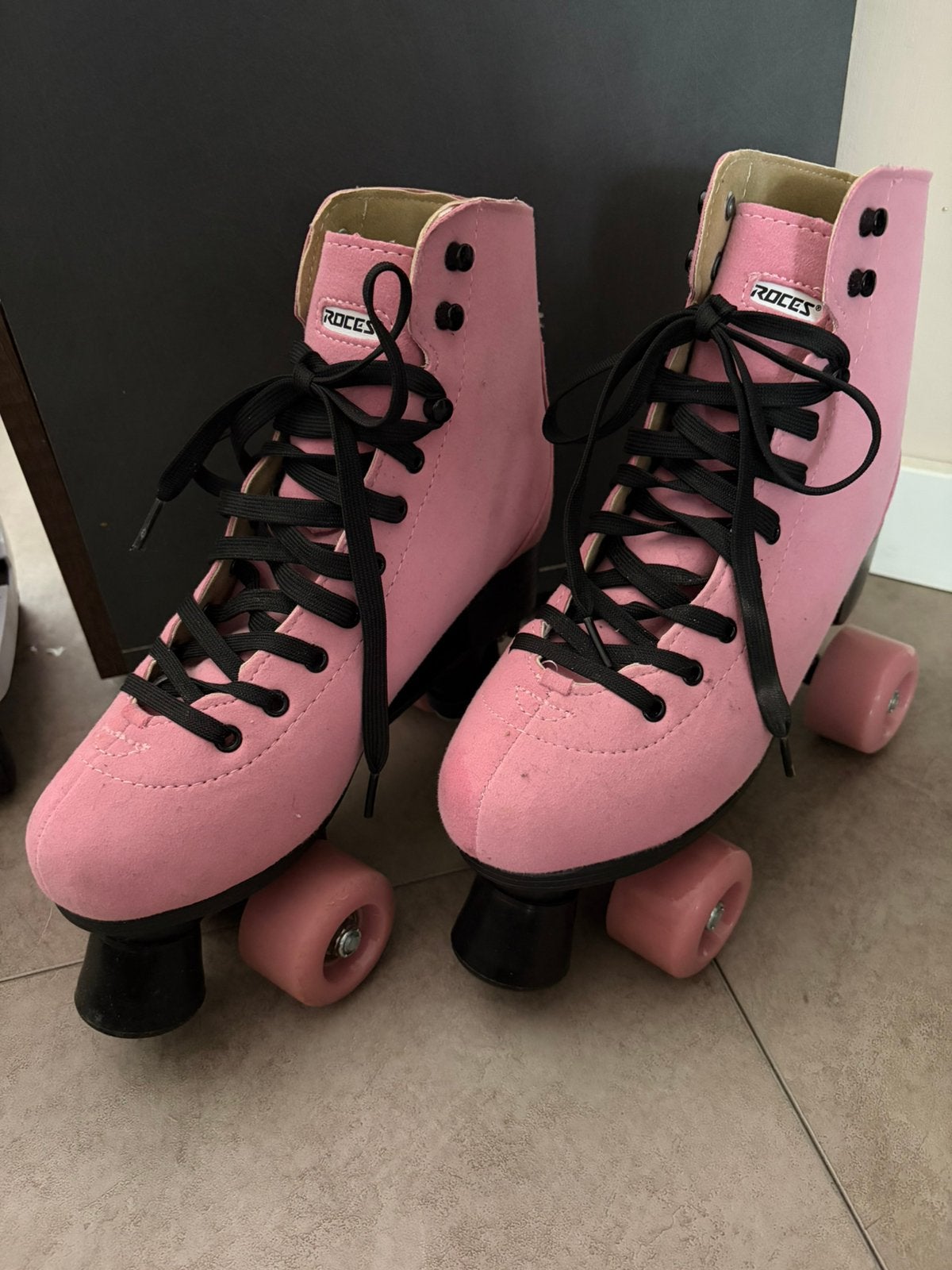 Roces Pink Rolschaatsen mt 38, Kinderen en Baby's, Speelgoed | Buiten | Rolschaatsen, Ophalen, Zo goed als nieuw