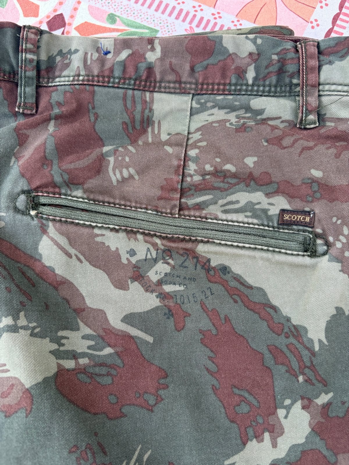 Nieuwe Scotch & Soda camouflage broek W33/L32, Kleding | Heren, Broeken en Pantalons, Ophalen of Verzenden, Nieuw, Maat 48/50 (M)