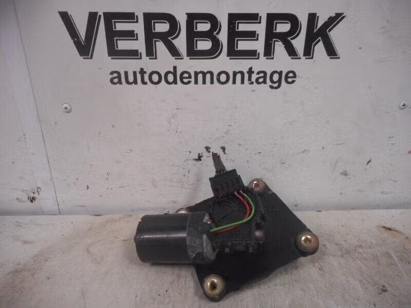 RUITENWISSERMOTOR VOOR Volvo S40 (VS) (0390241170), Robert Bosch AG, Gebruikt, Ophalen of Verzenden, Volvo