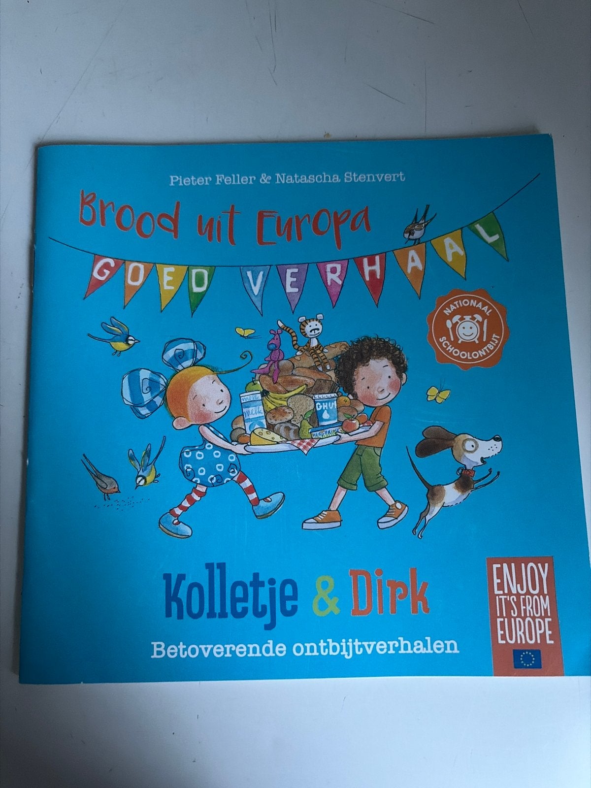 Kolletje & Dirk: Brood uit Europa - Betoverende ontbijtverha, Ophalen of Verzenden, Zo goed als nieuw, Fictie algemeen