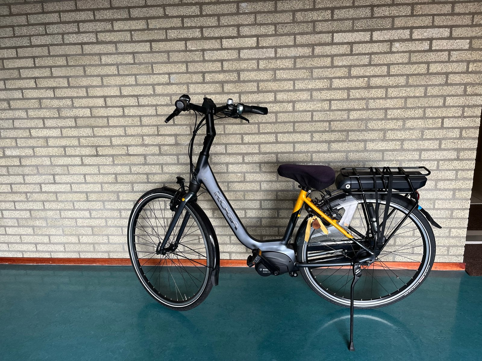 Damesfiets Elektrisch - Frame 47 cm - 1569 km Koga, Fietsen en Brommers, Elektrische fietsen, Minder dan 47 cm, Ophalen, Zo goed als nieuw